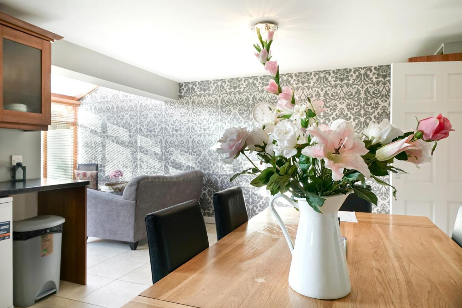 3 Bed House, Quiet Location Close To Bangor Bagian luar foto