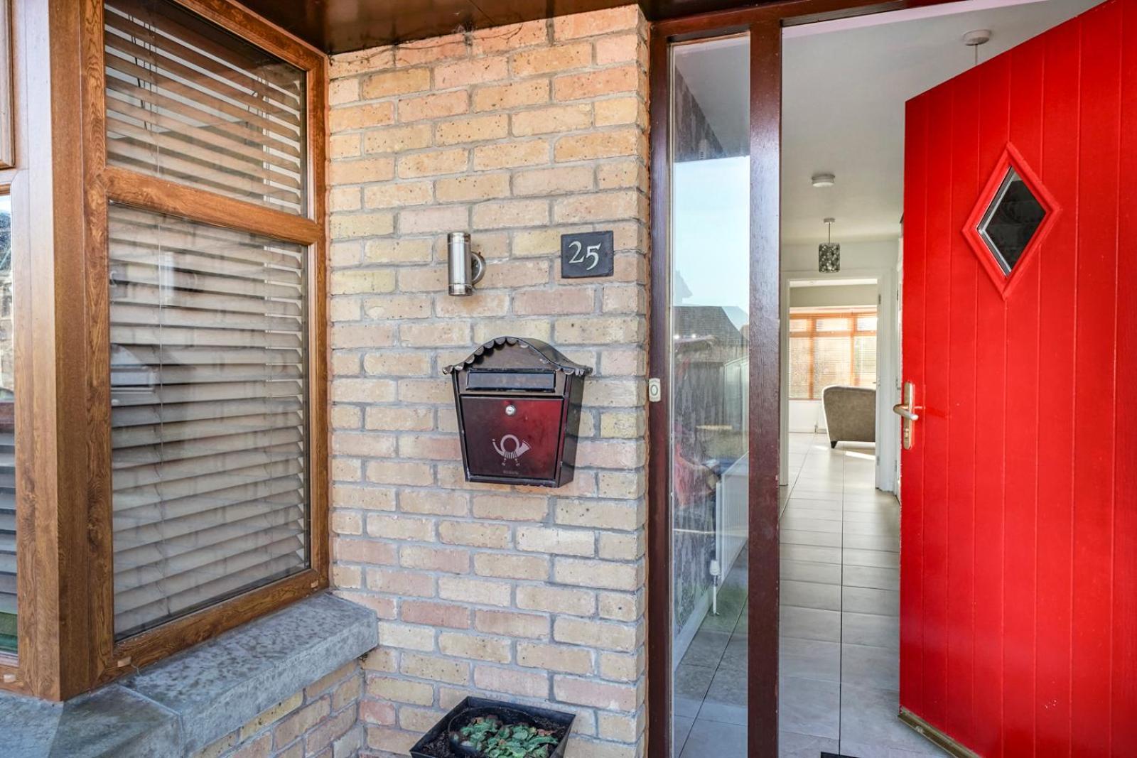 3 Bed House, Quiet Location Close To Bangor Bagian luar foto
